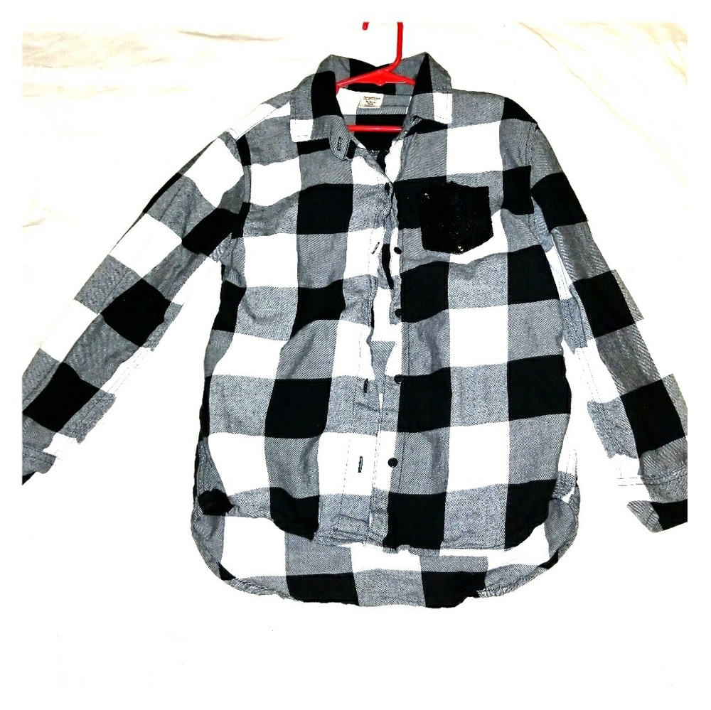 Girls long sleeved shirt